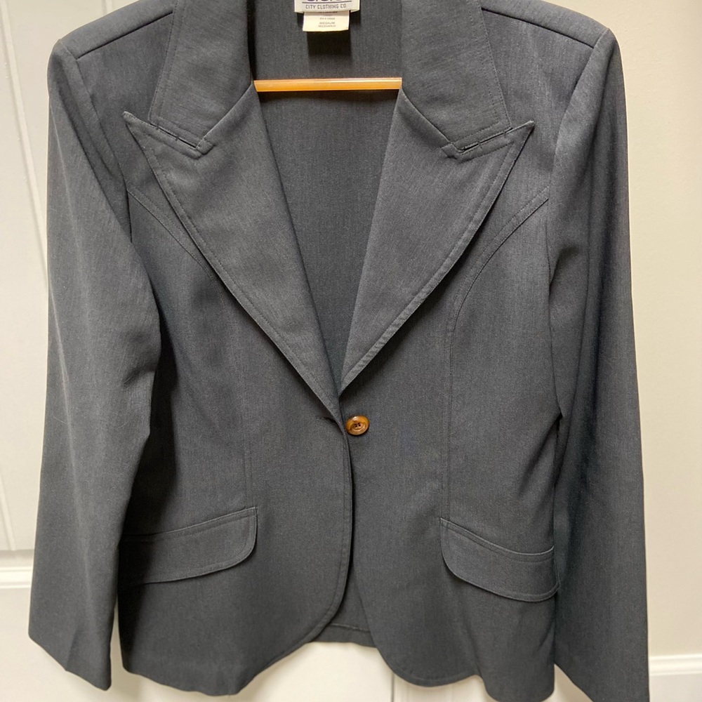Gray blazer